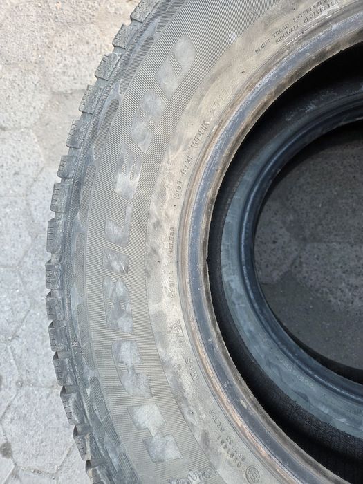 Продам шины без камерные.
