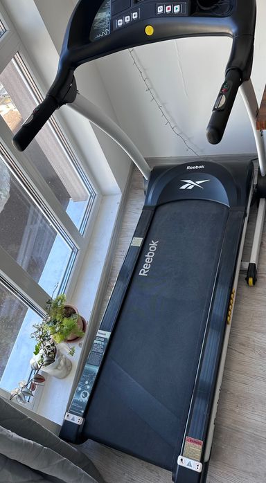 Електрическа бягаща патека Reebok