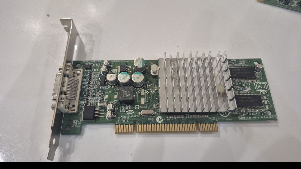 Видеокарта NVIDIA Quadro NVS 280