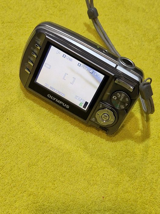 Aparat foto Olympus  ,fara apărători la obiectiv