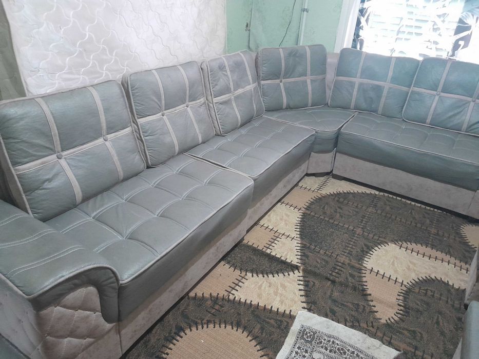 Уголок уголок уголок