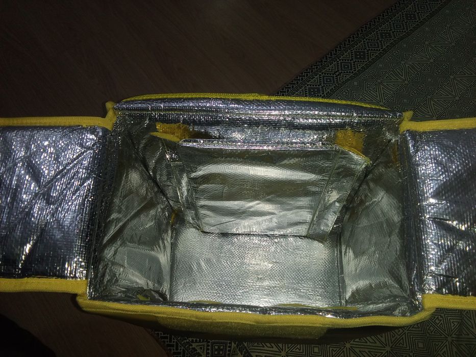 Продаю яндекс сумку