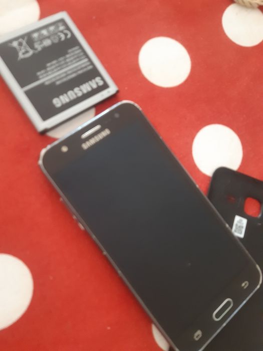 Самсунг-J 5.Samsung-J5