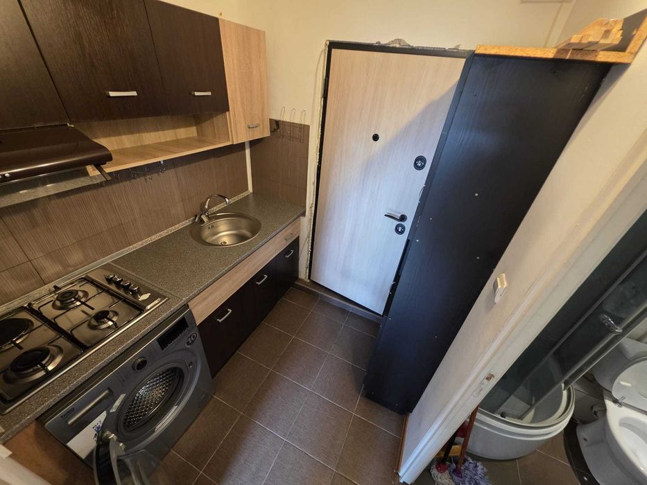 Proprietar, închiriez garsonieră decomandată, 21 mp, Zona Teleajen