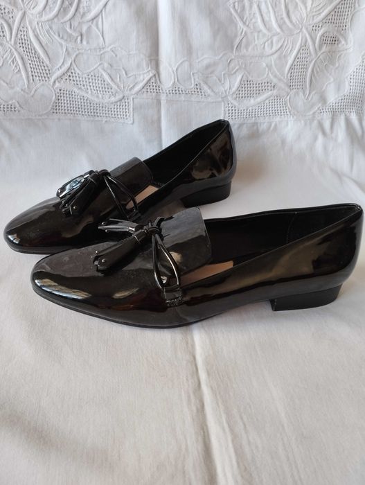 MANGO Дамски лоуфъри черни лачени