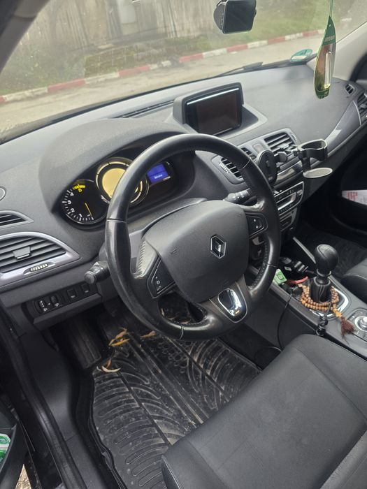 Vând Renault Megane 3 1.5