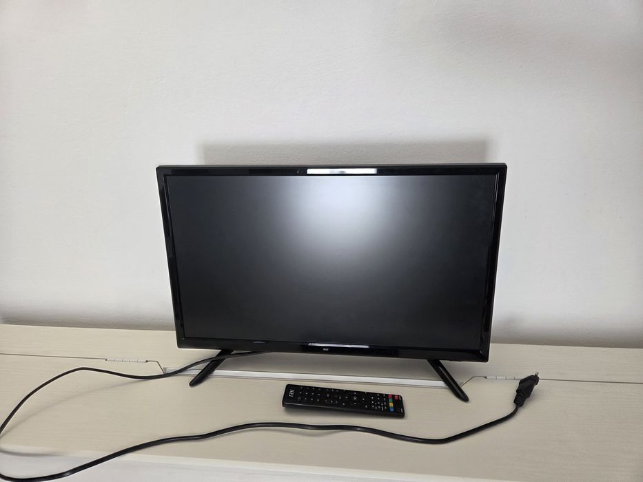 Televizor LED Nei Full HD, 56 cm
Televizor a fost folosit timp de un an, ocazional, arată și funcționează foarte bine.
200 de lei