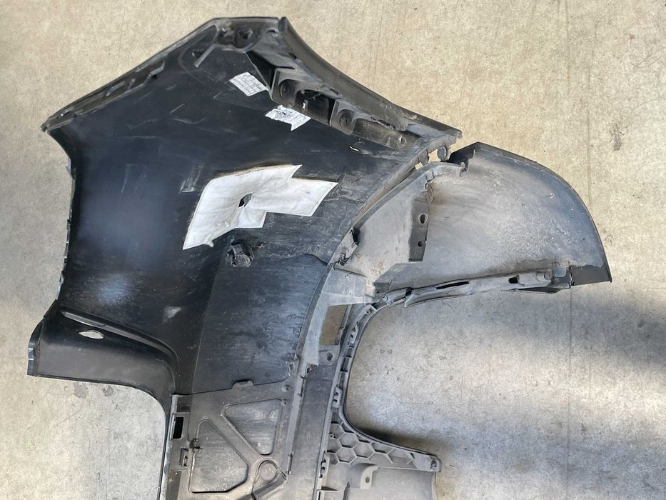 Bara spate cu defect Porsche Macan 95B