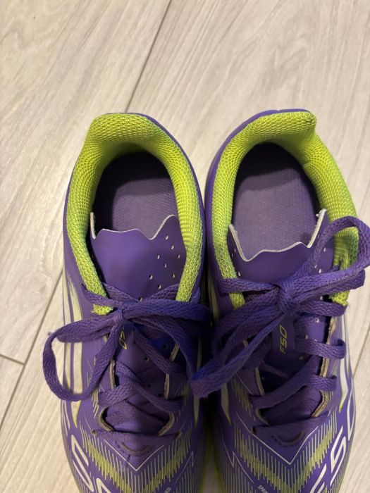 Ghete fotbal Adidas F50 copii marimea 34