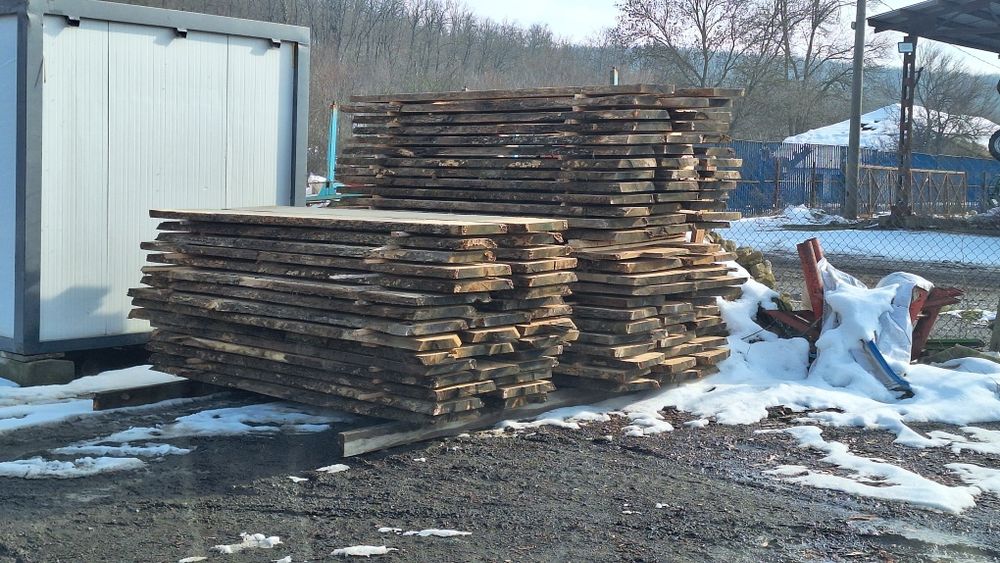 Дъбов материал сух 2.70 на 5,6 см