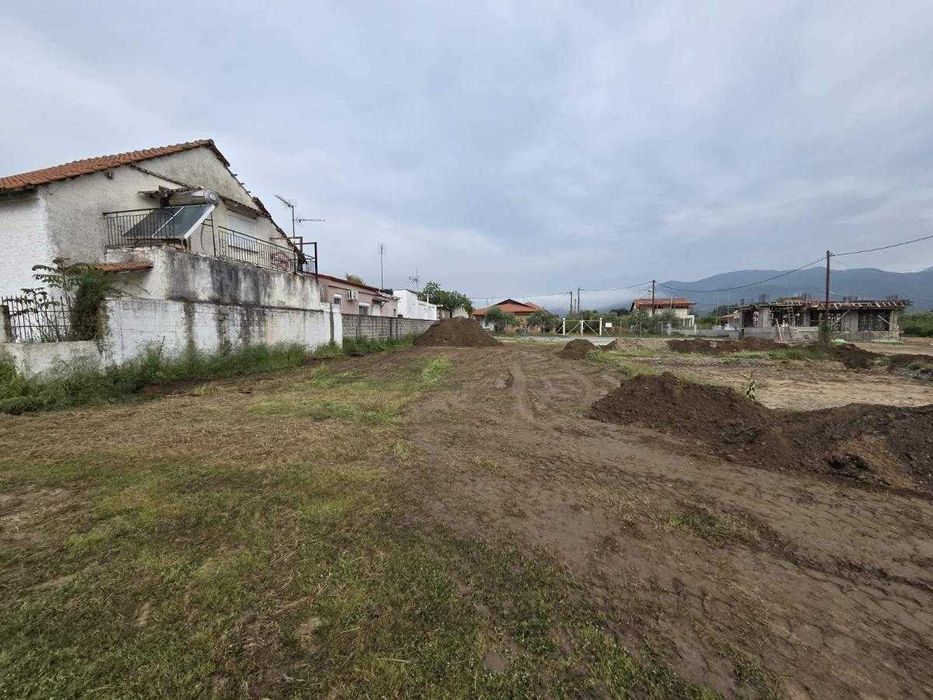 Продава се парцел с площ на парцела 143,24 м2  в Неа Врасна, Гърция
