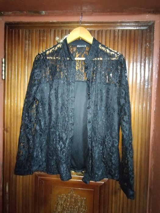 Женская кофта гипюр