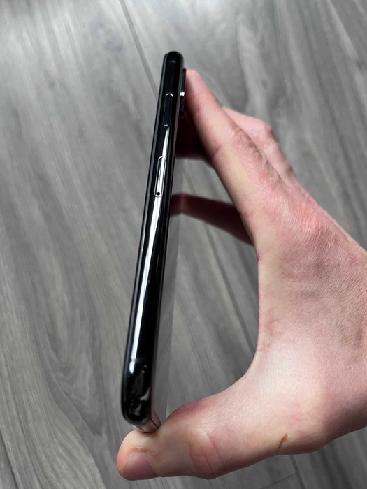 [VAND] Iphone 10 - 256GB - FARA incarcator / cablu - ecran nou