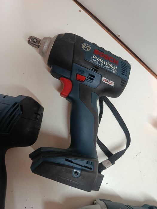 BOSCH Pistol IMPACT mecanica strangere insurubare 1/2 1/6 GDX 18V-180 GDS 250-LI ABR GDS 18V-EC 250 GDS 18V-300