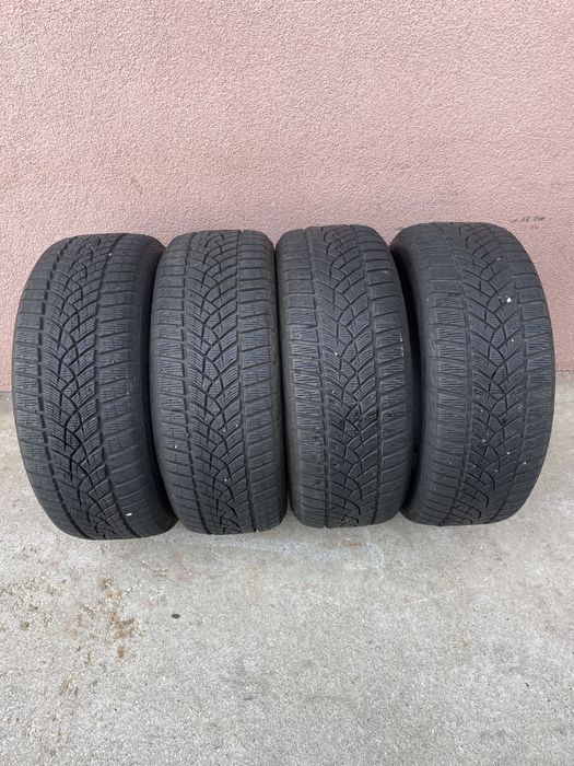 4бр.Зимни гуми GOODYEAR ULTRA GRIP PERFORMANCE/225/55/R17/dot1918
