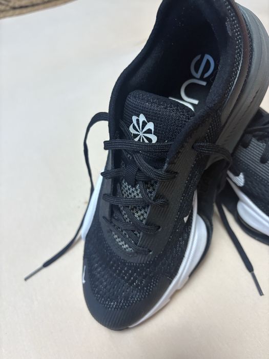 Дамски Nike маратонки