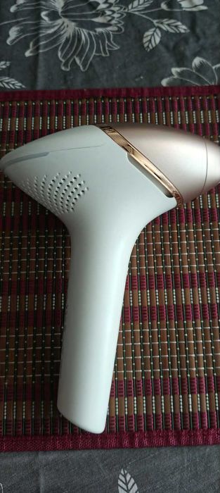 Philips Lumea Prestige IPL model BRI 956