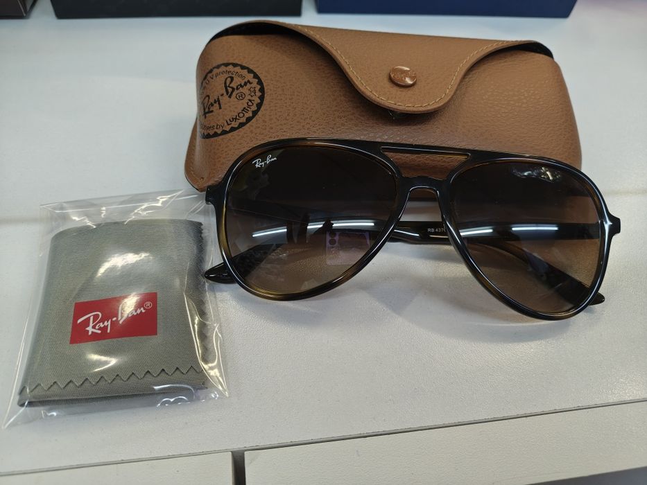 Слънчеви очила RAY BAN AVIATOR