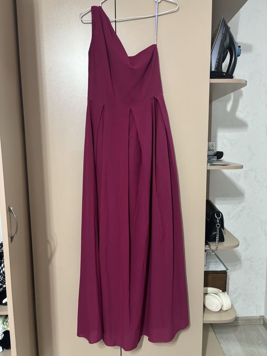 Платье  женское вишневое