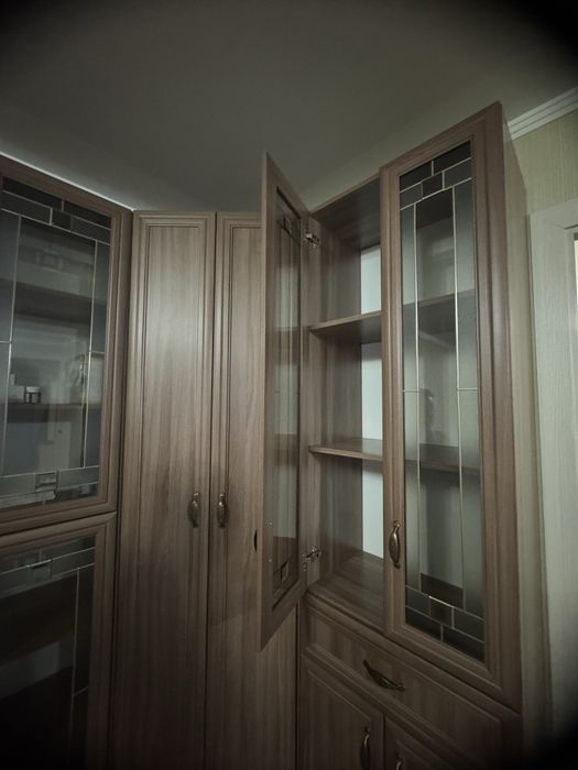 Продается стенка(шкаф) очень в хорошем состояниии