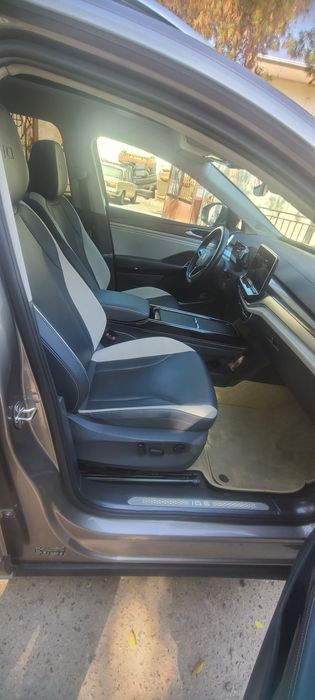 Volkswagen ID6 pure pluse 147 000 km 2021года выпуска привозли в 2022