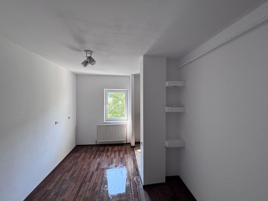 Apartament de închiriat zona Hotel Europa
