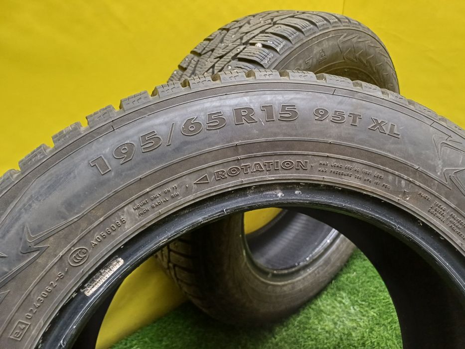 Шины R15 195/65  Nokian пара.