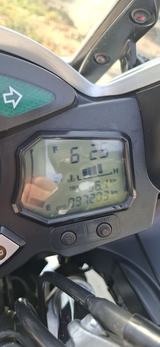 Vând motocicleta FJR1300A