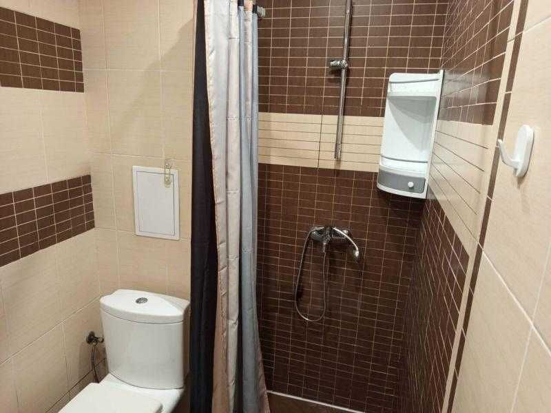 Дава се под наем Двустаен апартамент в Бургас, Славейков - 75 кв.м за 408 € - Снимка #7