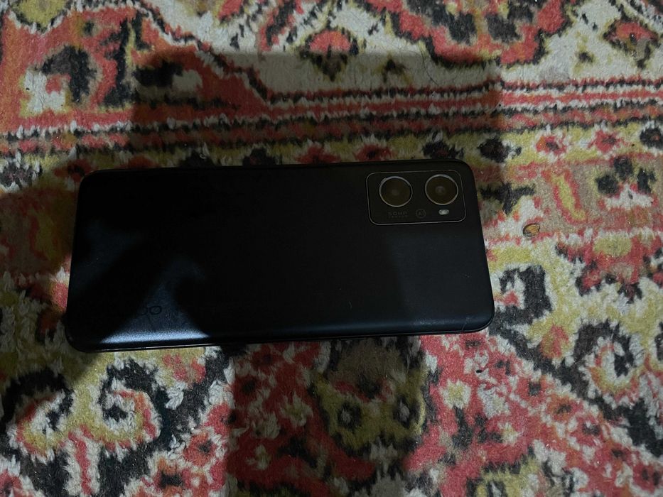 Продается телефон