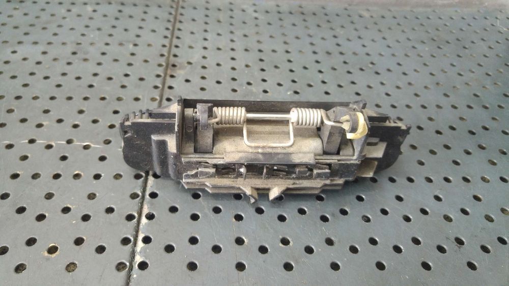 Maner usa dreapta spate audi a4 b7 8ed avant 4b0839885