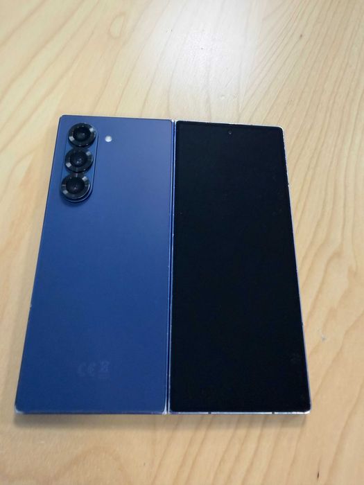 Samsung Galaxy Z Fold 6