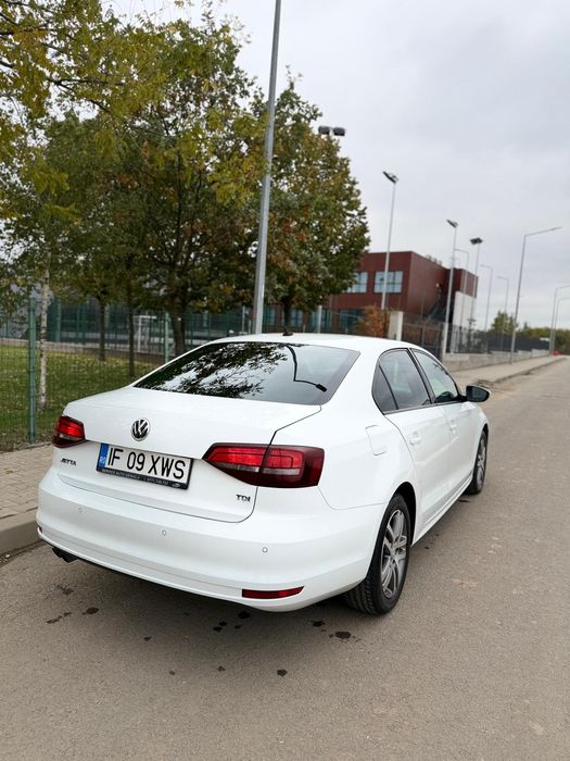 VW Jetta 2018 2.0 TDI
