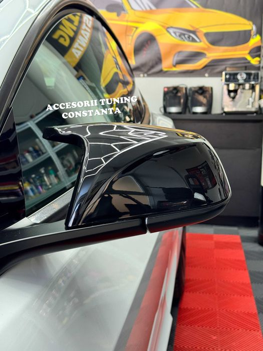 Capace Oglinzi Tip Batman - Tesla 3 Negru Lucios