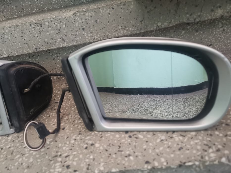 Огледала за мерцедес  W 203 С класа