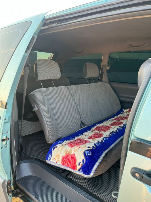 Авто тайота превиа