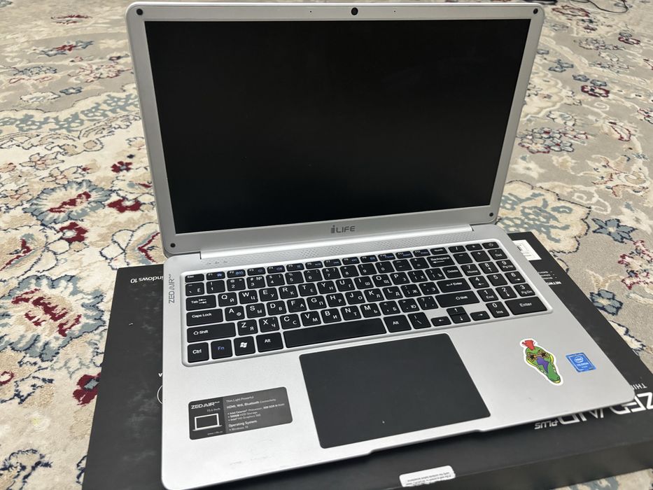 Ноутбук  хороший