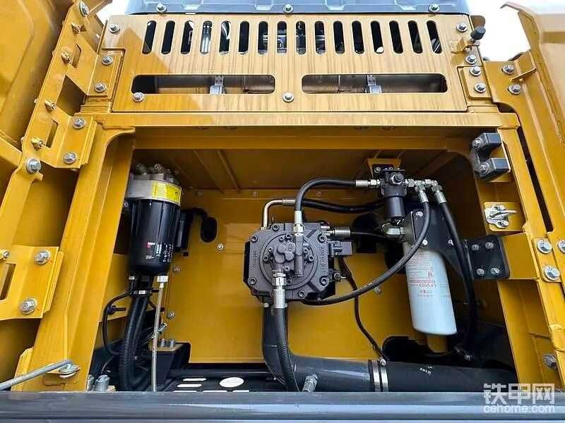 XCMG XE335G  гусеничный гидравлический экскаватор 2.1 куб Ташкент