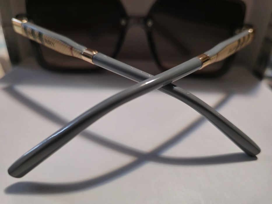 Ochelari de soare Burberry