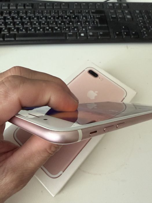 Iphone 7 plus rose gold