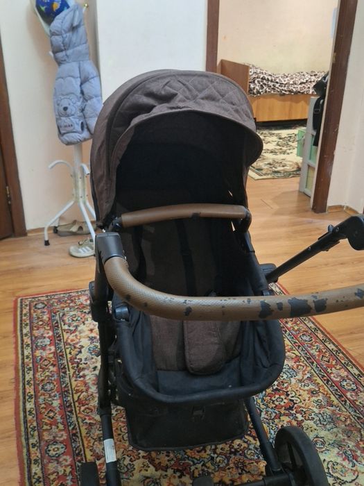 Продам коляску за 10.000