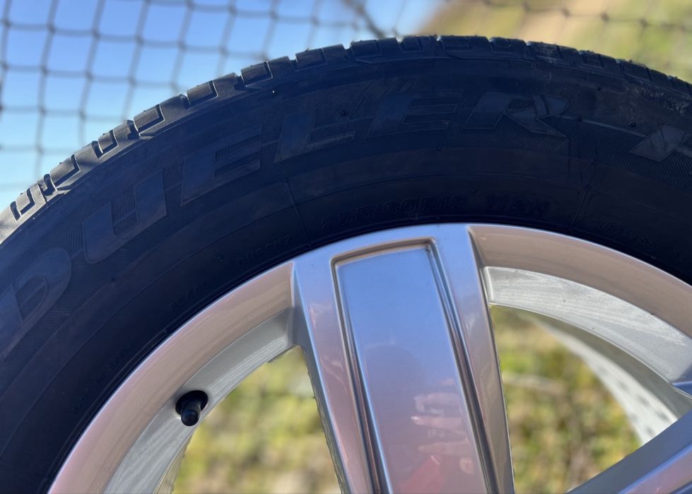 4 roți  complete NOI 255/60 R18 Bridgerstone pentru Volkswagen Amarok