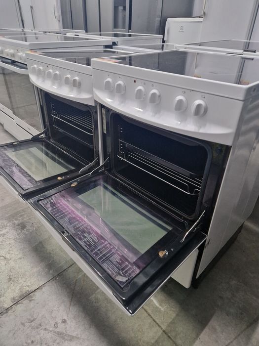 Свободностояща Печка VossElectrolux 66 литра