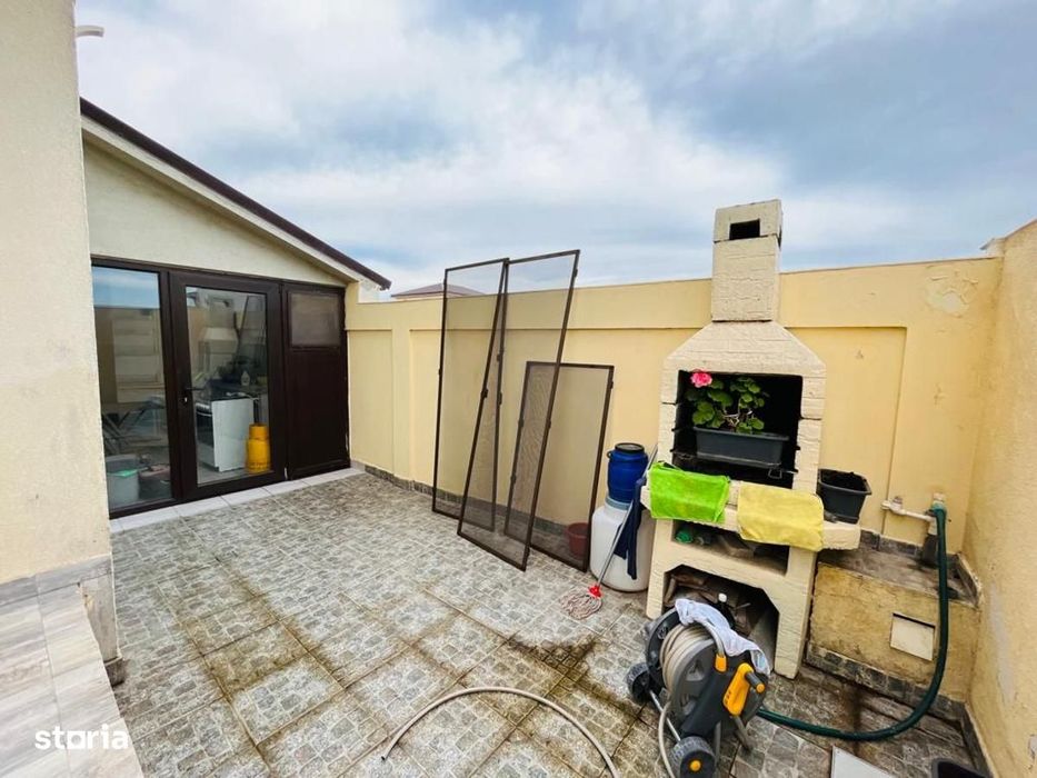Vilă Tip Duplex – Palazu Mare Vedere La Lac 231000 €