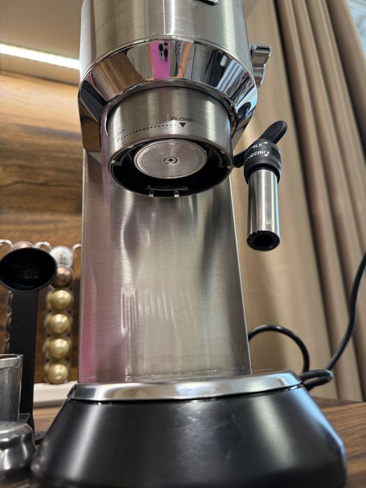 Кафемашина Delongi