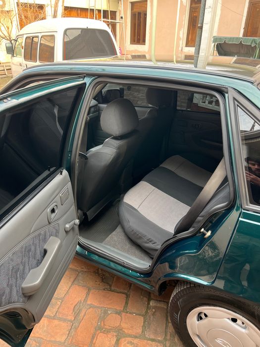 Nexia 1 1999 зелёни