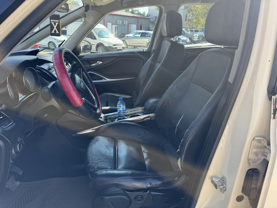 Опел зафира турере 2.0 дизел само на части