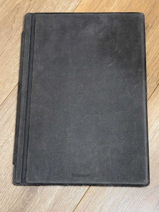 Microsoft Surface Pro 5 i5-7300U/8RAM/256SSD/Intel HD 620/Touch QHD