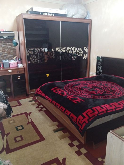 Yunusobod hovli sotiladi