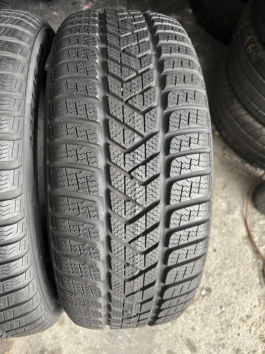 4 anvelope de iarna 225/45/18 Pirelli 6-7 mm!